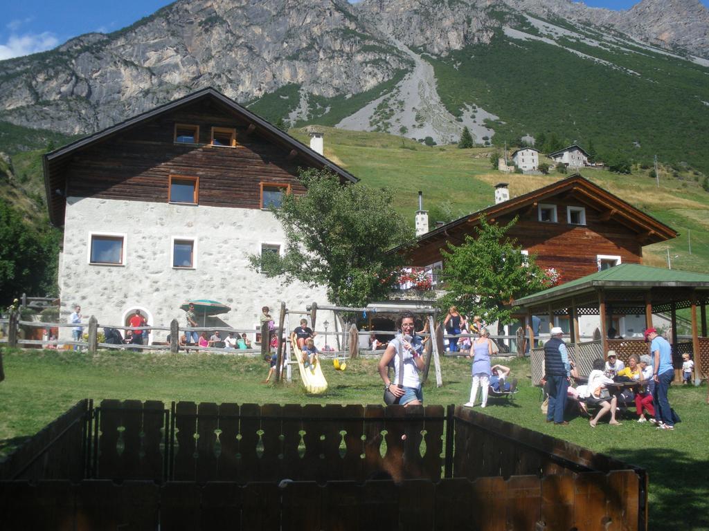 Agriturismo Raethia Ізолачча Екстер'єр фото