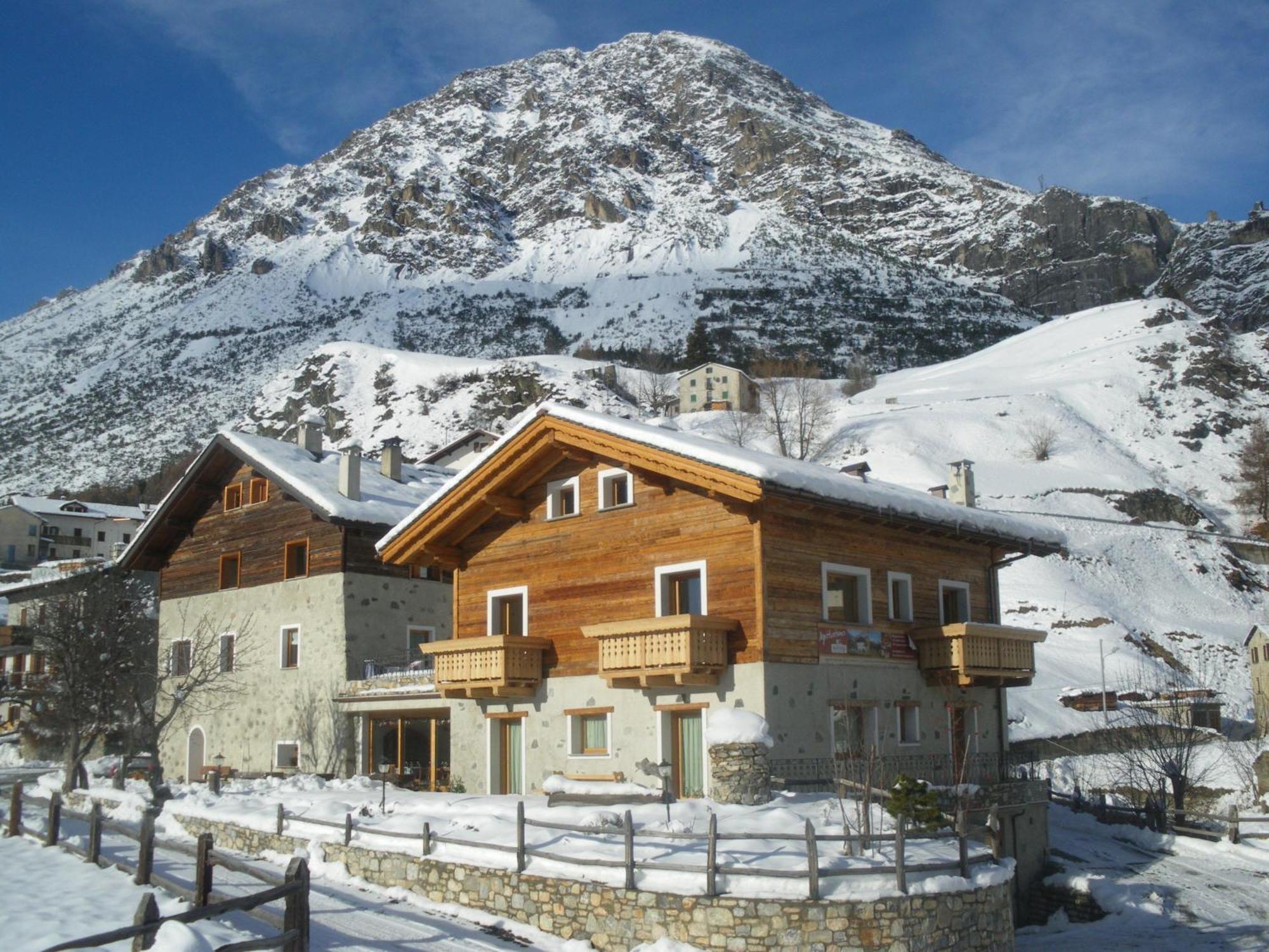 Agriturismo Raethia Ізолачча Екстер'єр фото
